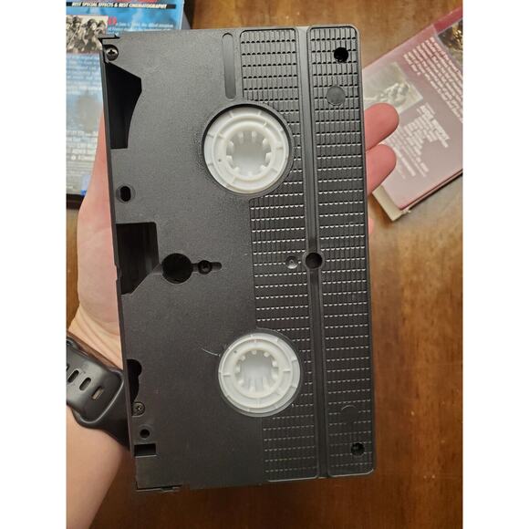 Bundle of "The Longest Day" and "To Hell And Back" VHS Tapes - Picture 9 of 9